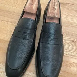Salvatore Ferragamo | Shoes | Like New Size 8 Black  display picture 2